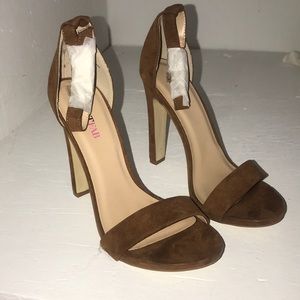 JUSTFAB STRAP HEELS
